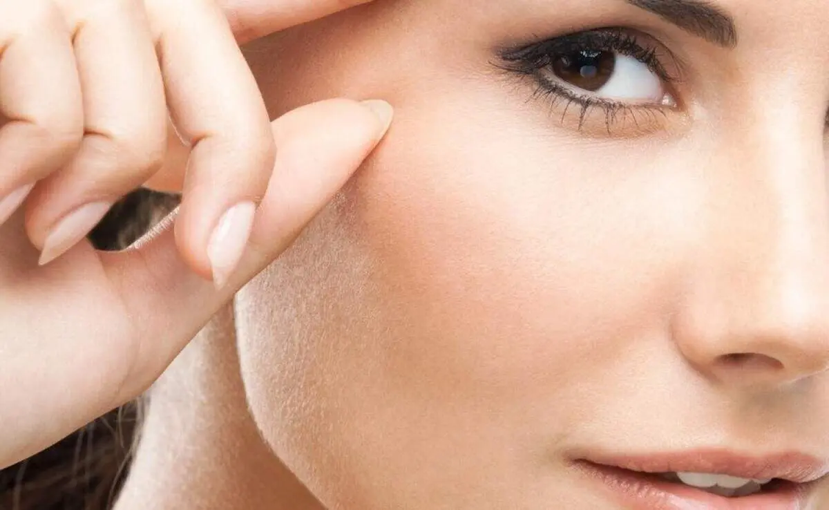 چرا صبح ها با چشم و صورت پف کرده بیدار می شم؟