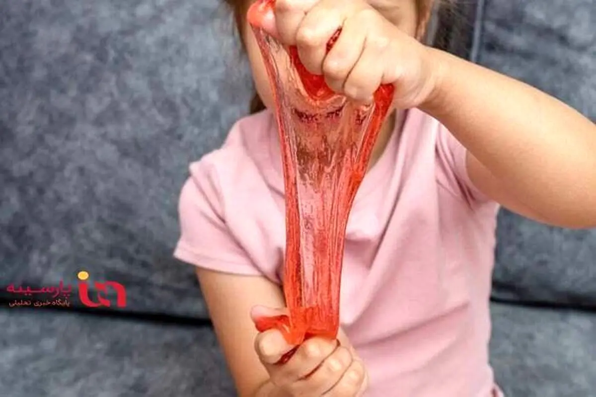 روش پاک کردن اسلایم خشک شده از روی لباس