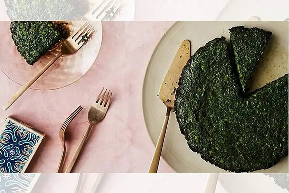 طرز تهیه کوکوی تره و سیب زمینی