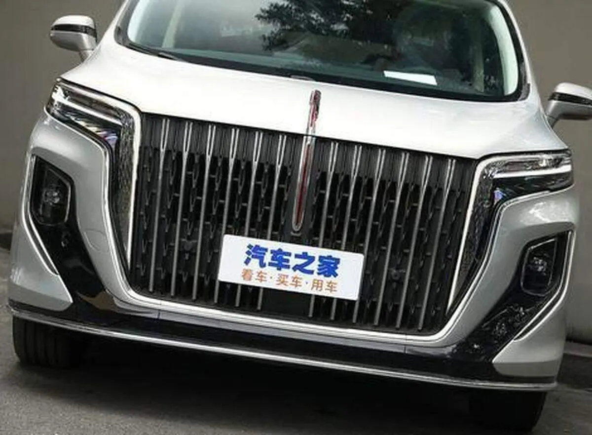 هونگ چی HQ۹؛ خودروی ۸۰ هزار دلاری چینی!