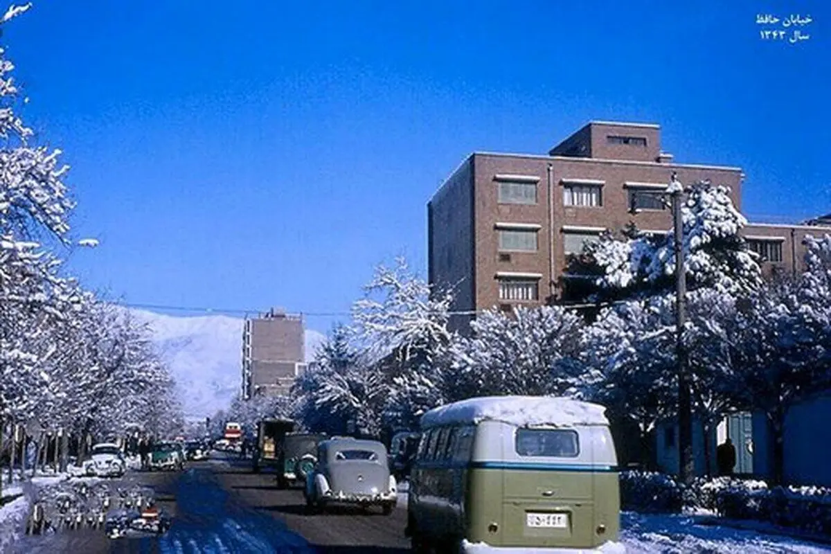 خیابان‌های معروف تهران قدیم در روزهای برفی