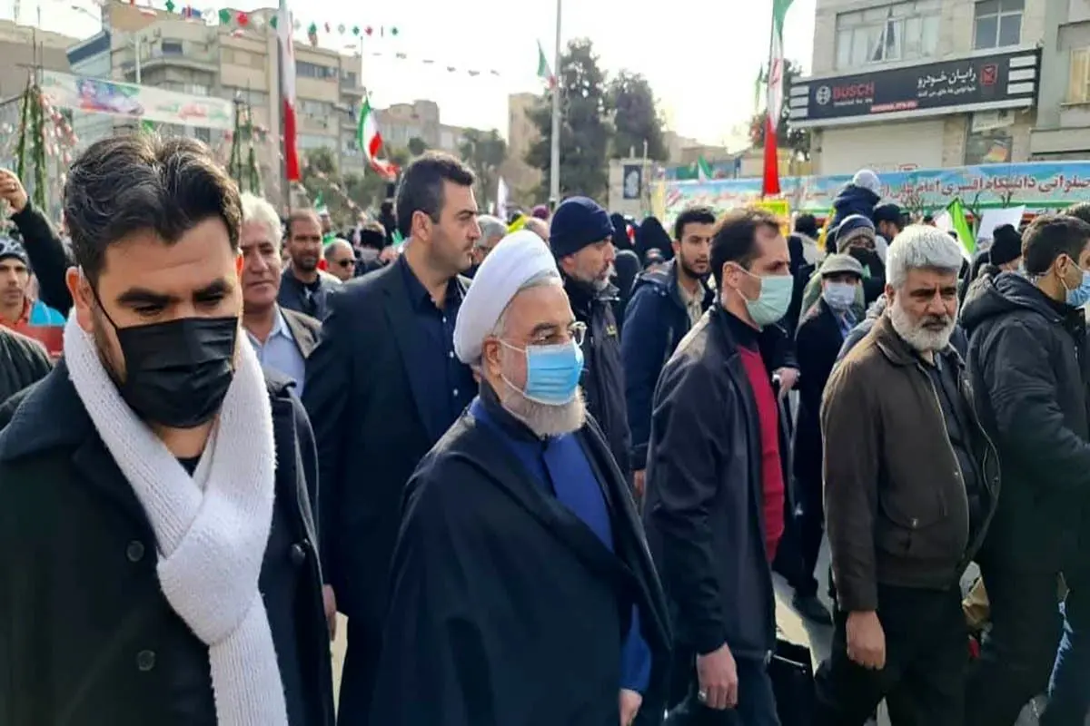 حضور روحانی در راهپیمایی ۲۲ بهمن + عکس‌ها