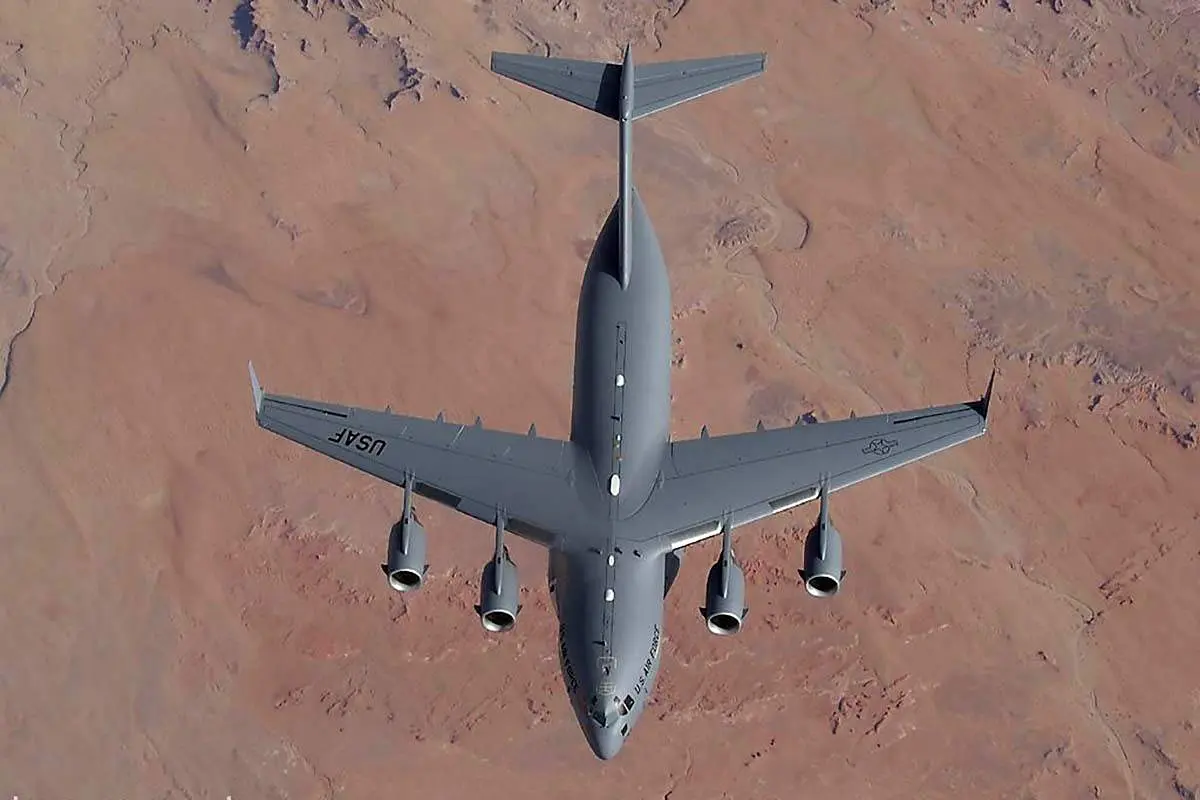 ویژگی های خارق العاده یکی از بزرگترین هواپیماهای جهان+ فیلم