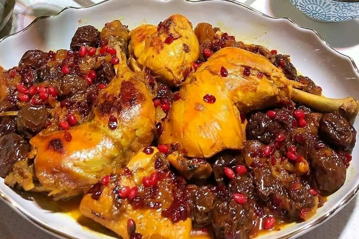 طرز تهیه مرغ و آلو با رب انار و هویج