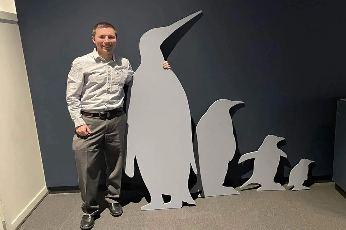 فسیل بزرگترین پنگوئن تاریخ پیدا شد+ تصویر