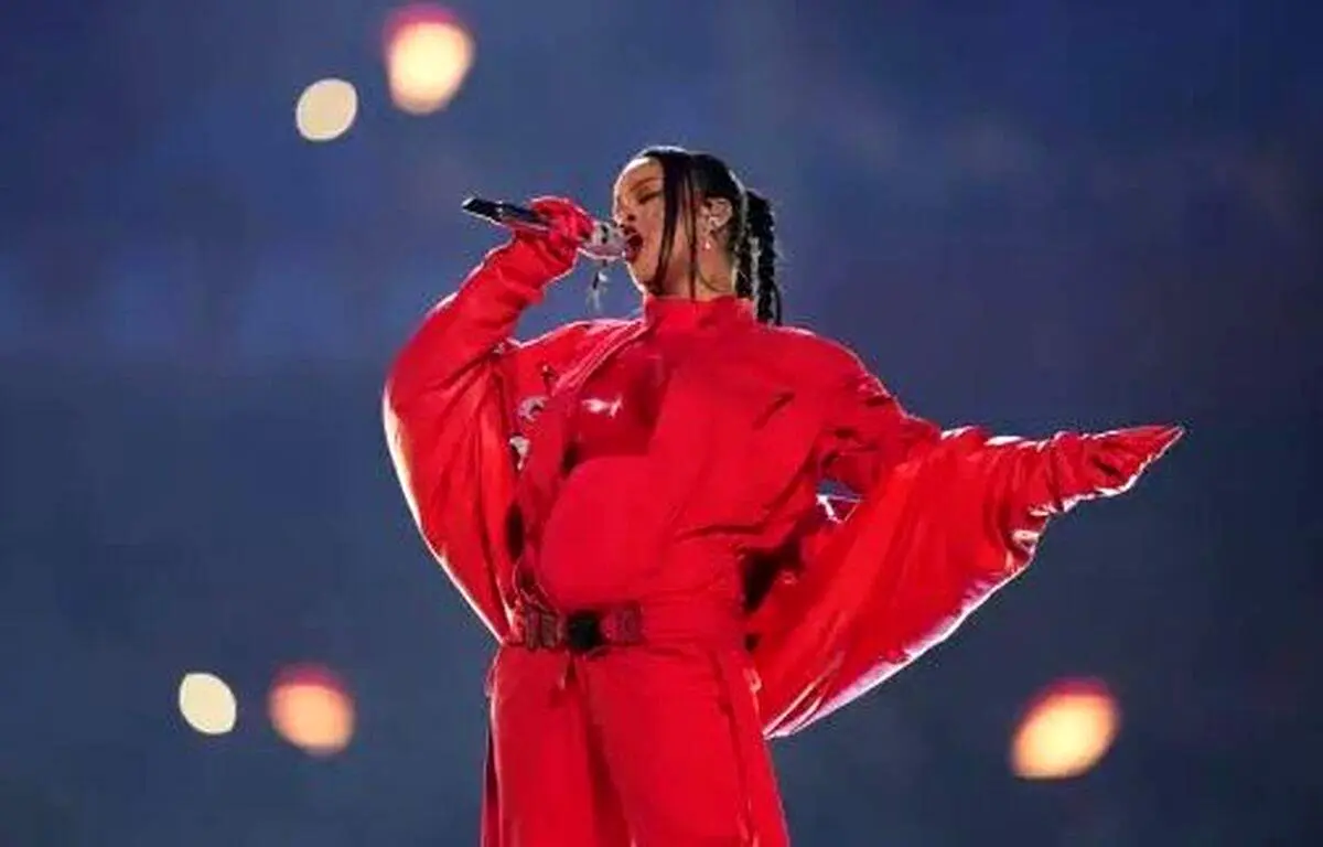 نام خواننده باردار برنامه زنده اسکار لو رفت+ عکس