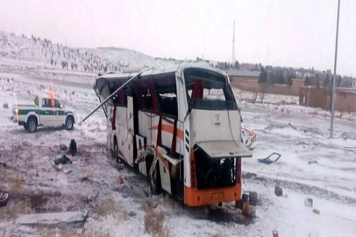 جزئیات واژگونی اتوبوس در محور تربت‌حیدریه - مشهد