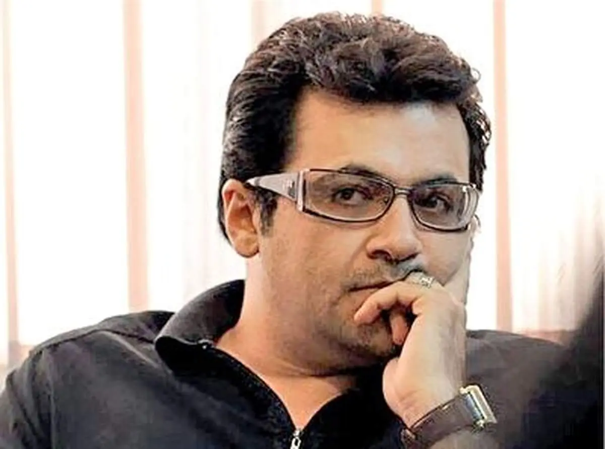 گریه های دردناک پسران شهرام عبدلی بر سر جنازه پدرشان + فیلم