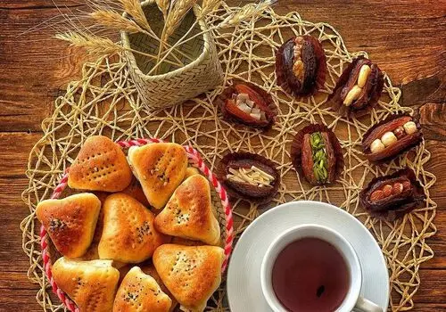 طرز تهیه کیک خرمایی به روشی سریع و ساده/ بهترین و خوشمزه ترین کیک خرمایی فقط با سه قلم مواد