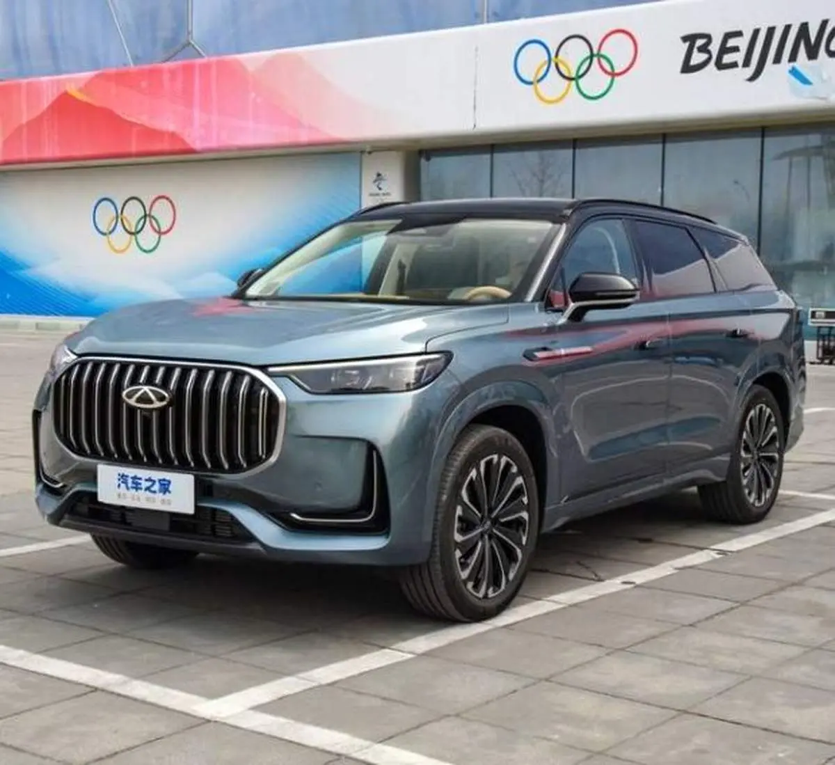 با لاکچری ترین شاسی بلند چینی آشنا شوید+ تصاویر