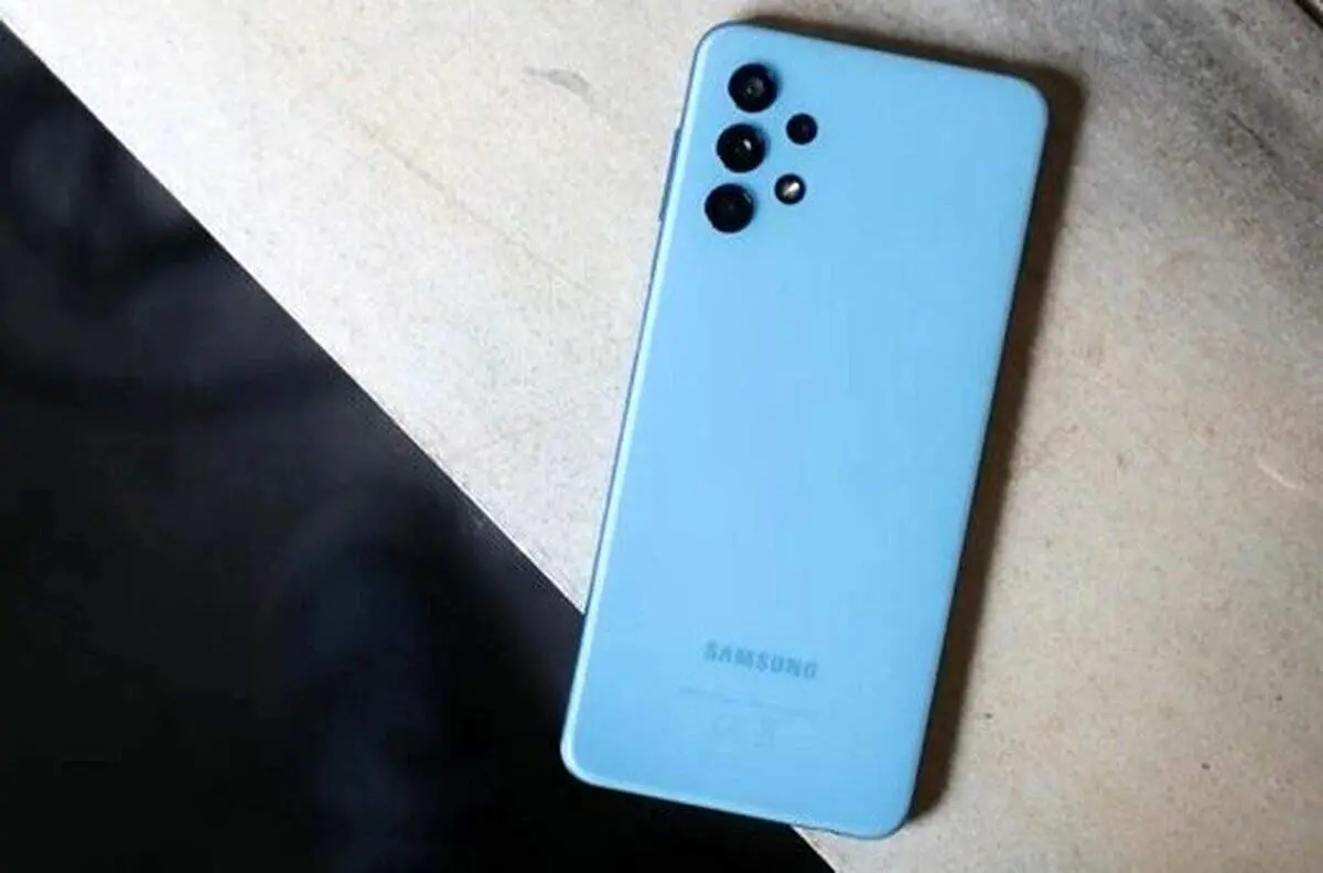 شارژ باتری این گوشی ۷ روزه هم تمام نمی شود! + عکس