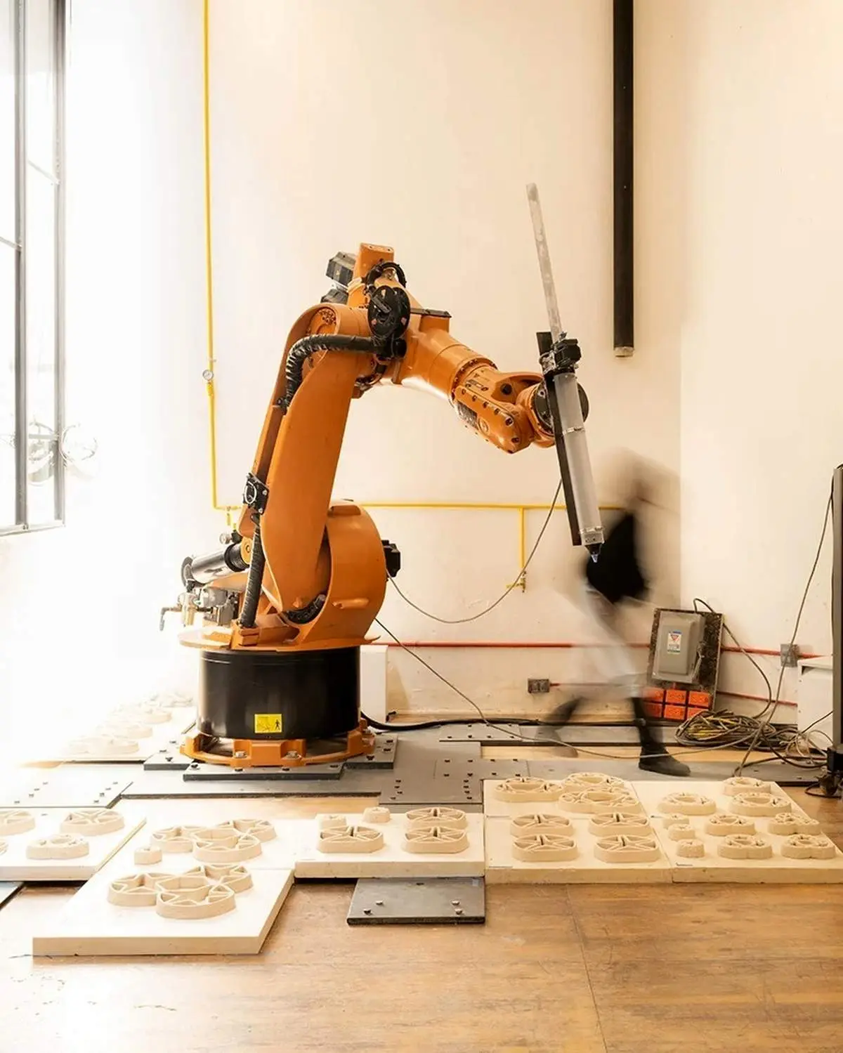 ساخت سازه های شگفت انگیز با پوسته تخم مرغ + فیلم