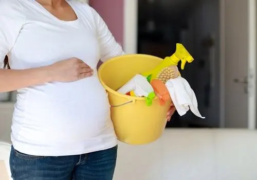 اگر زن باردار صدای انفجار شنید چکار کند؟

