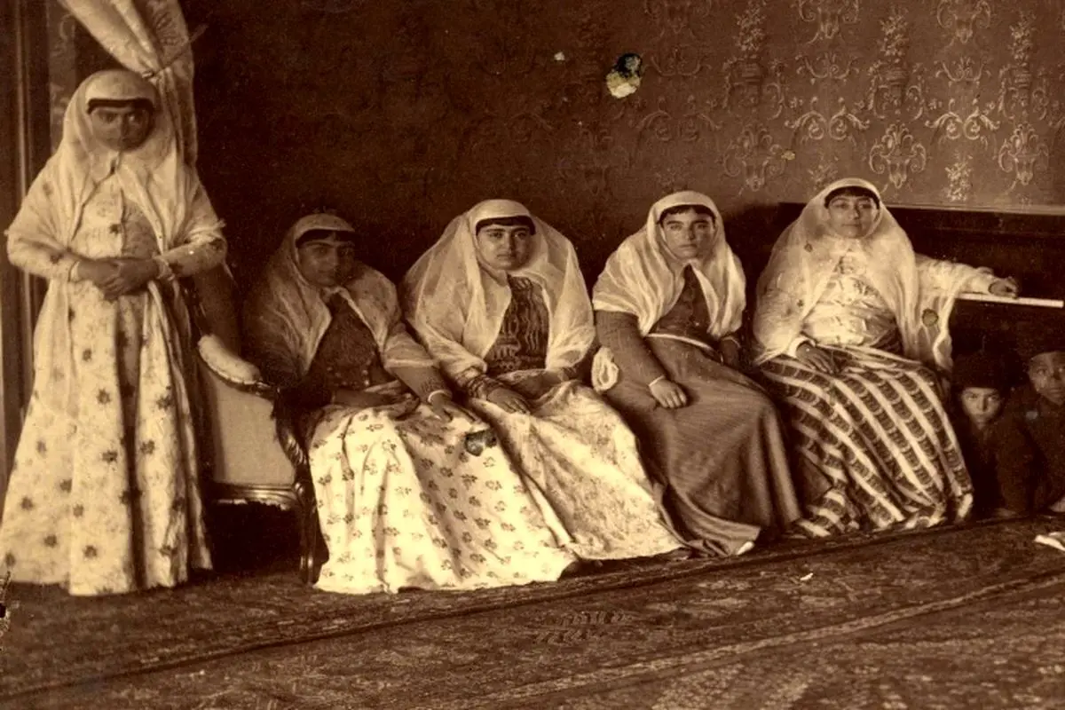 عکس های کمیاب و زیرخاکی از همسران و دختران شاه قاجار