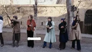 آموزش استفاده از اسلحه برای بانوان در سال ۱۳۵۸+ عکس