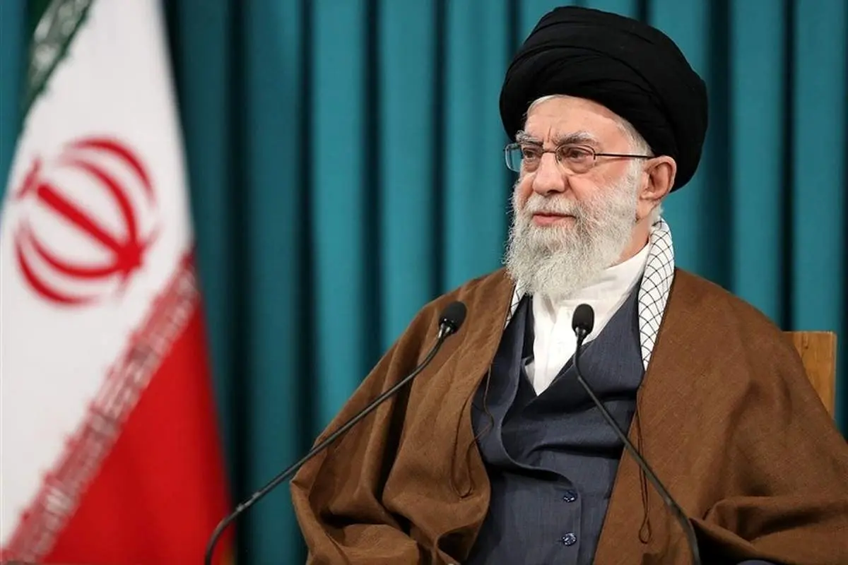 سخنرانی رهبر انقلاب در حرم رضوی