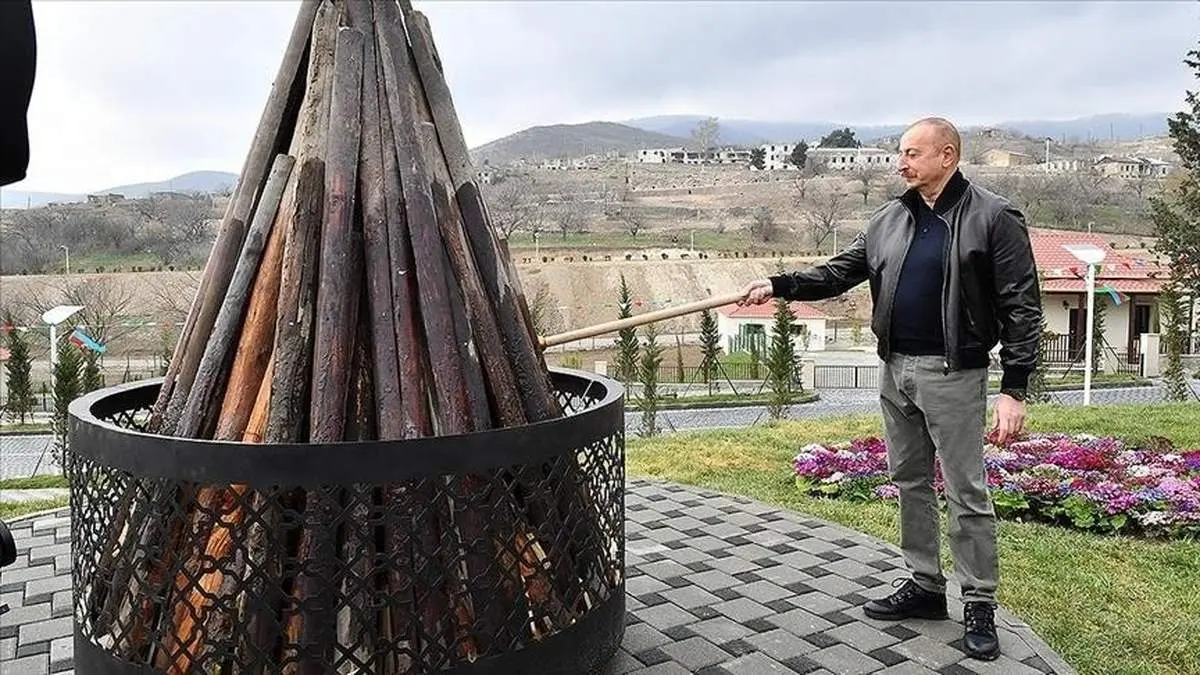 رئیسجمهور آذربایجان آتش نوروز را برافروخت+ عکس