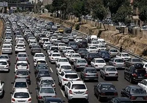 
تمامی محور‌های منتهی به تهران قفل شد
