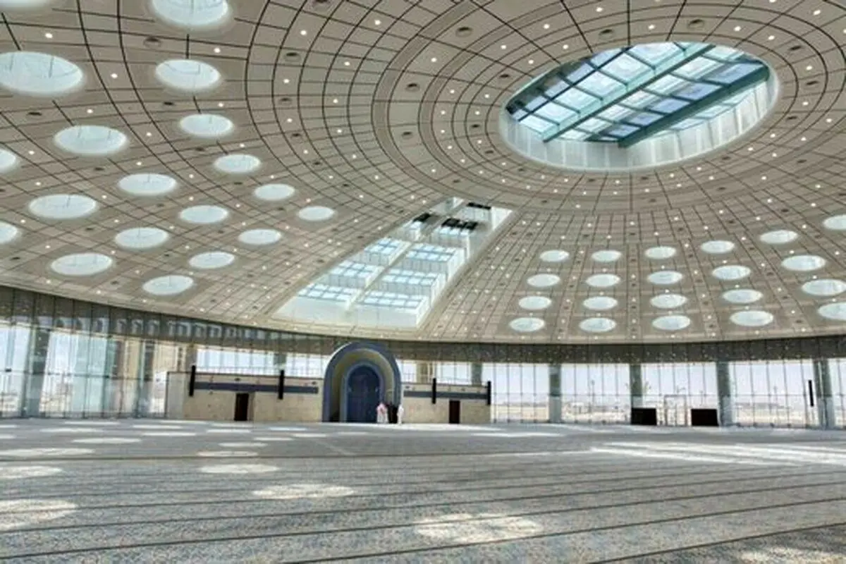 نخستین مسجد عظیم و بدون ستون جهان در عربستان+ فیلم