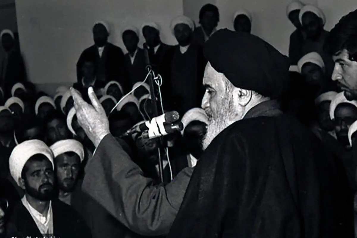 چرا سال ۱۳۴۲ اعلام شد که عید نداریم؟