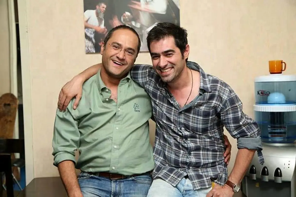 حضور رامبد جوان و شهاب حسینی در منزل شهید عجمیان+ عکس