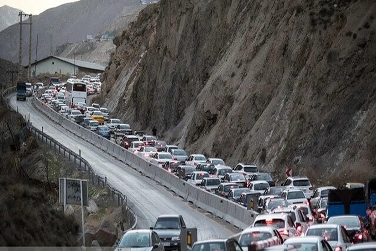 جاده چالوس و آزادراه تهران-شمال یکطرفه شد