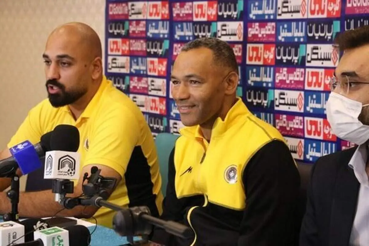 سرمربی سپاهان: امروز ۲ گل به پرسپولیس زدیم
