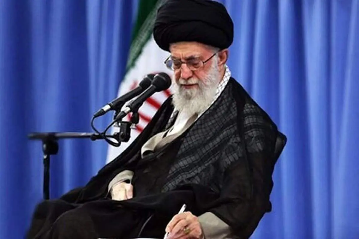 دست‌خط پیام رهبر انقلاب خطاب به ملت‌های اسپانیولی زبان