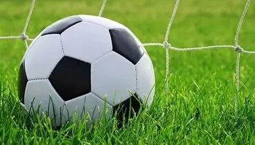زندان، نتیجه پوشیدن لباس هیتلر+ عکس