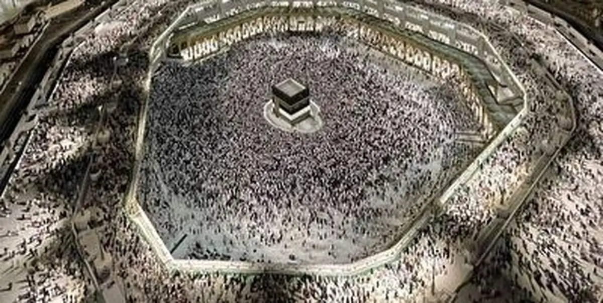 تصاویر دیدنی کعبه از برج ساعت+ فیلم