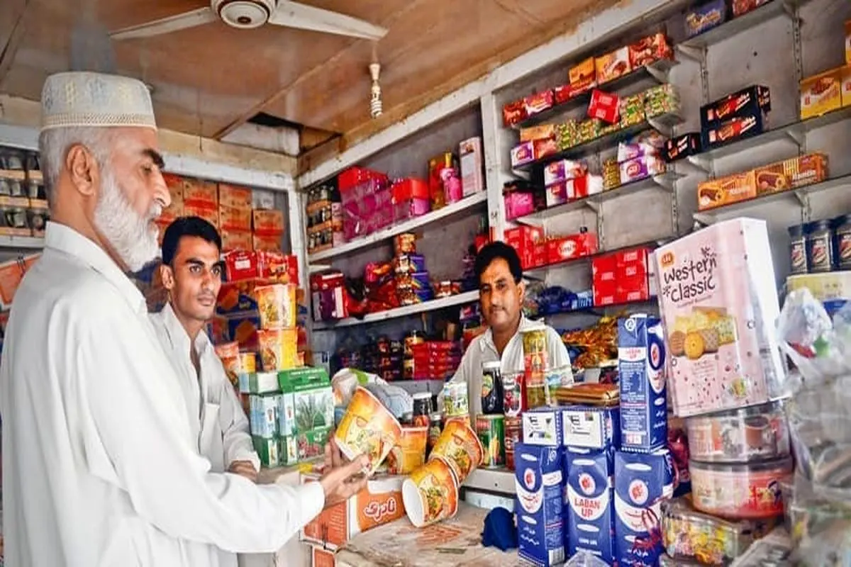 جولان کالاهای ارزان و قاچاق ایرانی در بازار پاکستان