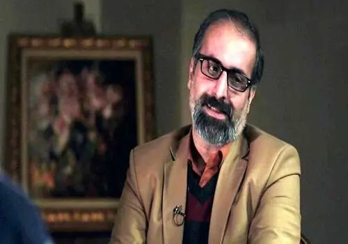 تصویری پربازدید از میثم مطیعی در حوزه علمیه خواهران بانکوک تایلند!