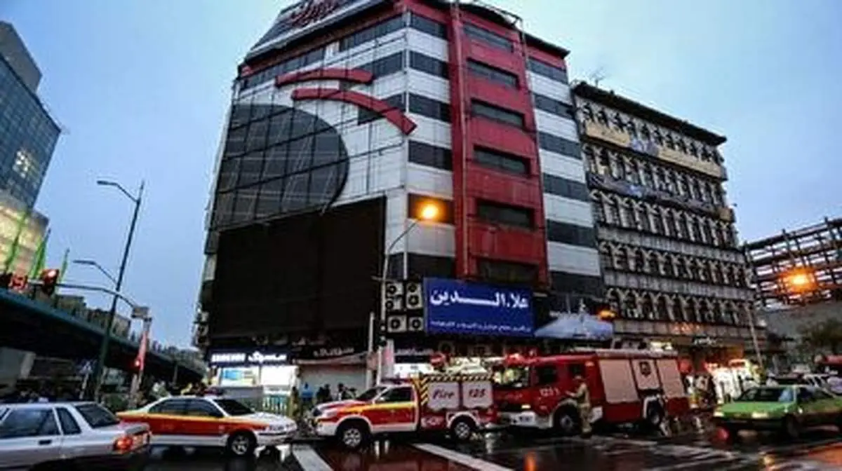حریق در خیابان جمهوری تهران+ فیلم