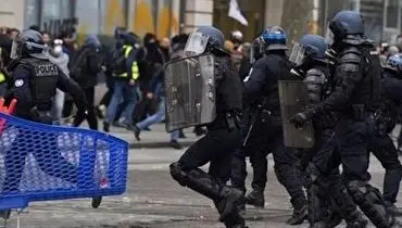 برخورد وحشیانه پلیس فرانسه با معترضان+ فیلم