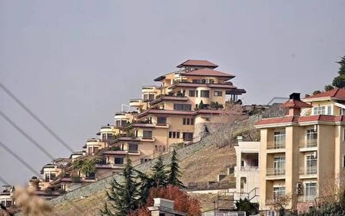 ویدیویی باورنکردنی از ویلای ۲۰۰۰ میلیارد تومانی در لواسان!