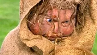 این عروسک ترسناک دارای چشم و موی انسان مُرده است!+ فیلم