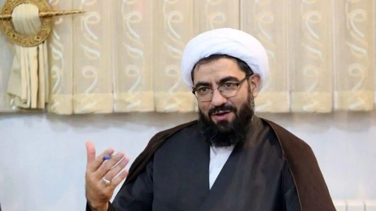 تصویر پربازدید از حضور امام جمعه همدان در جشن تکلیف دختران + عکس