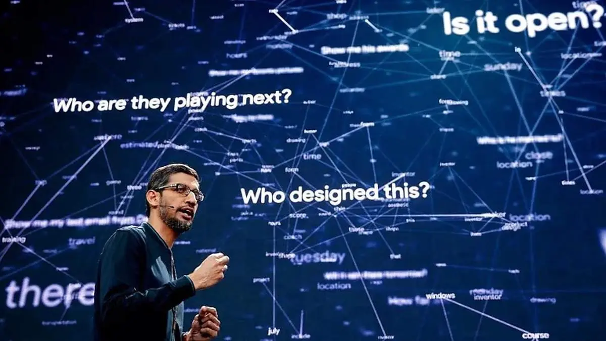 جلسه جالب پرسش و پاسخ مدیر گوگل درباره هوش مصنوعی و آینده نت