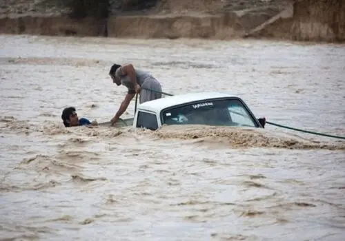 میانگین سنی فوتی‌ها در کشور چقدر است؟  
