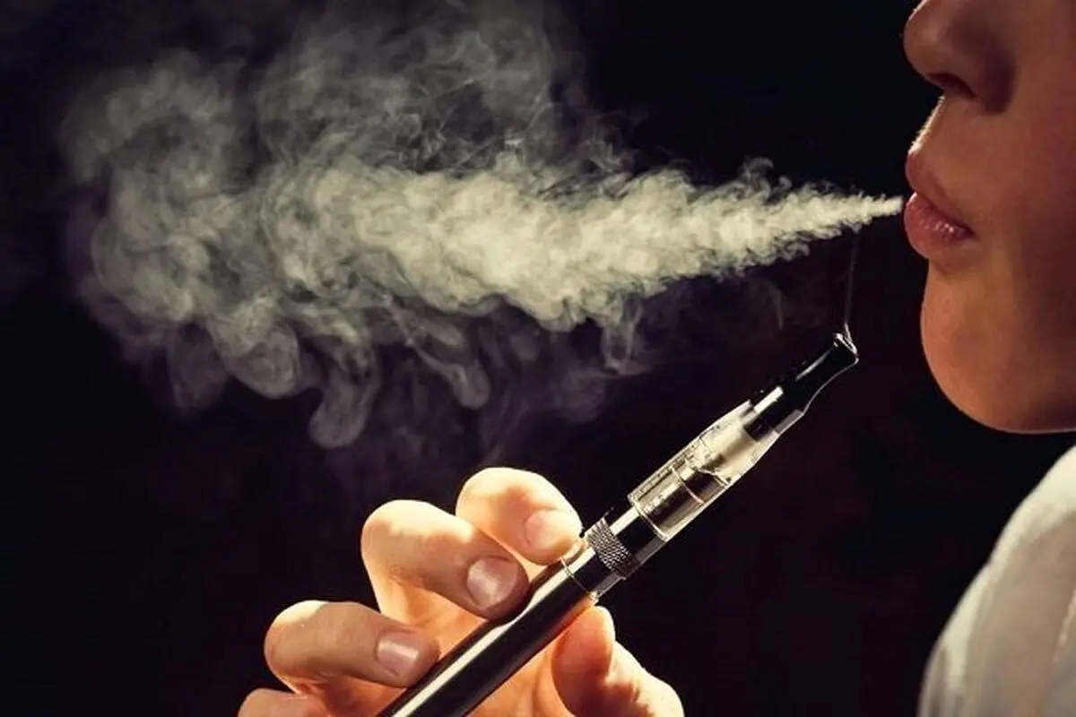 سیگارهای الکترونیکی با ریه چه می کند؟