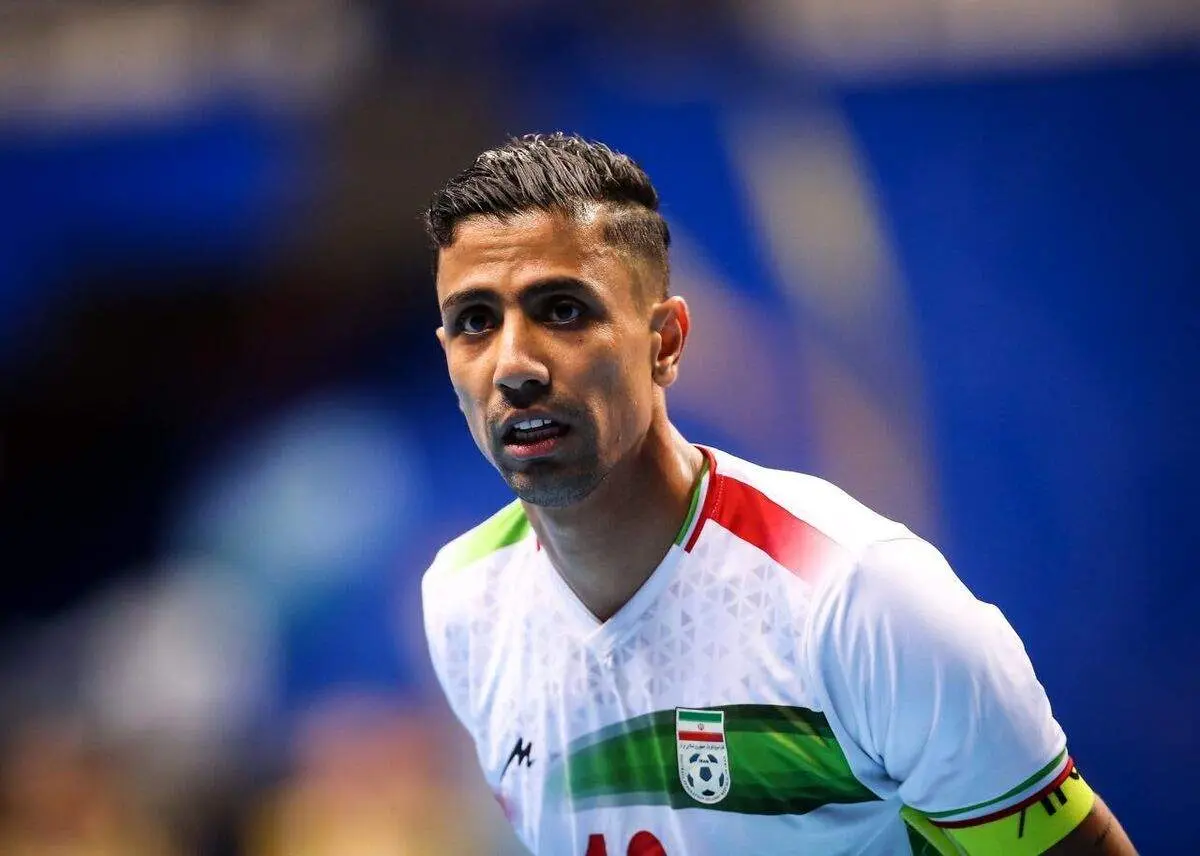 کار زیبای کاپیتان تیم ملی برای زندانیان + عکس