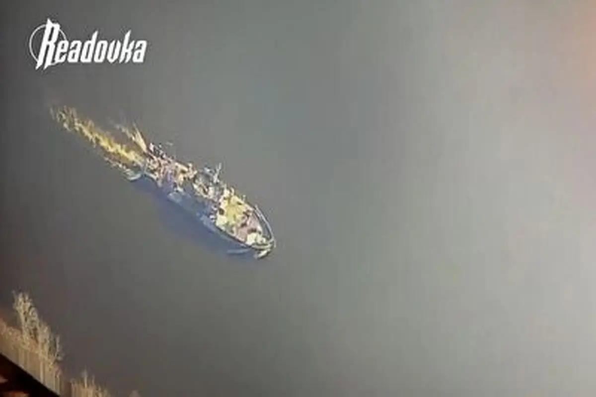 لحظه هدف قرارگرفتن قایق اوکراینی توسط پهپاد روسی+ فیلم