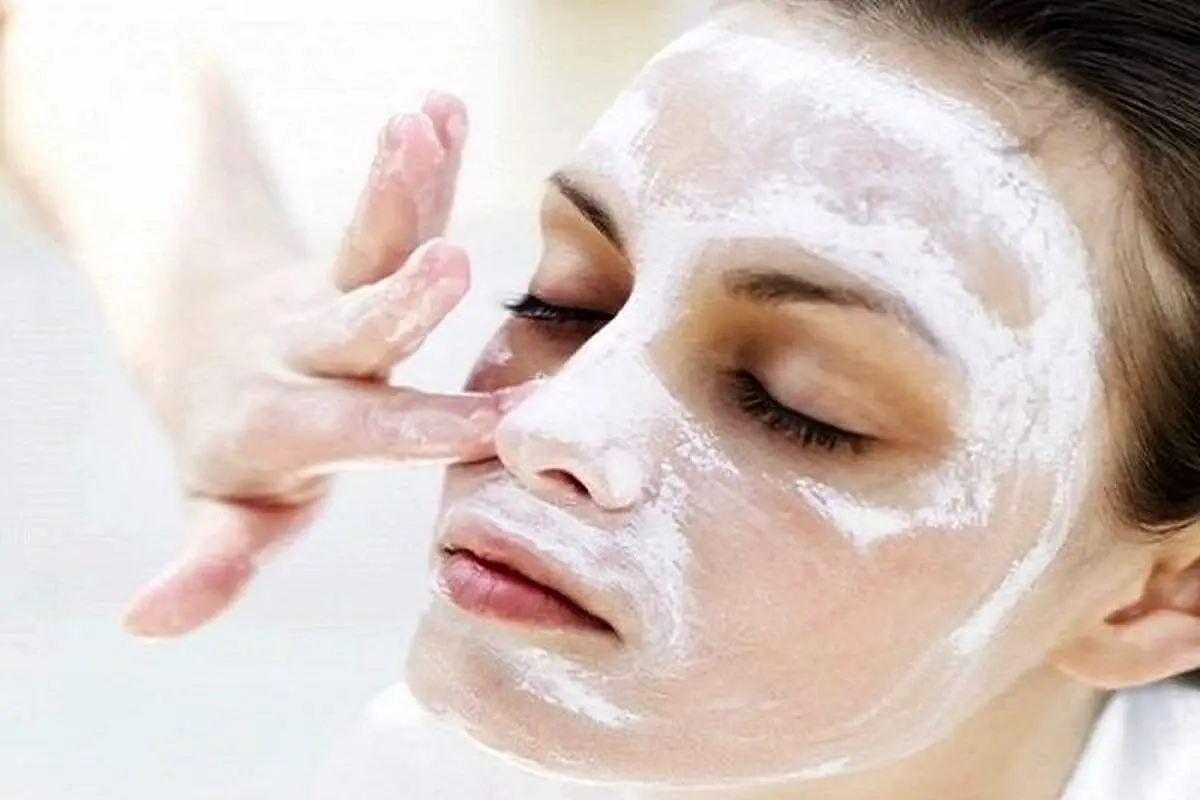 برای روشن شدن پوست صورت چه ماسکی بزنیم؟