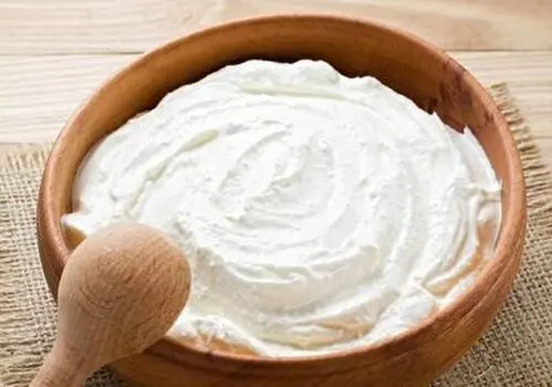 طرز تهیه پنیر خانگی سالم و خوشمزه در ۵ مرحله ساده
