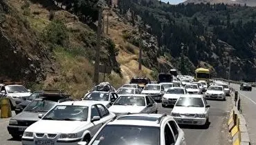 حجم وسیع ورود مسافران به گیلان در ورودی شهر رودبار+ فیلم