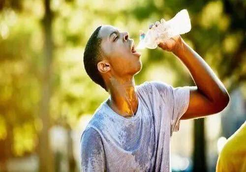 چگونه در فصل سرما از کم‌آبی بدن پیشگیری کنیم؟

