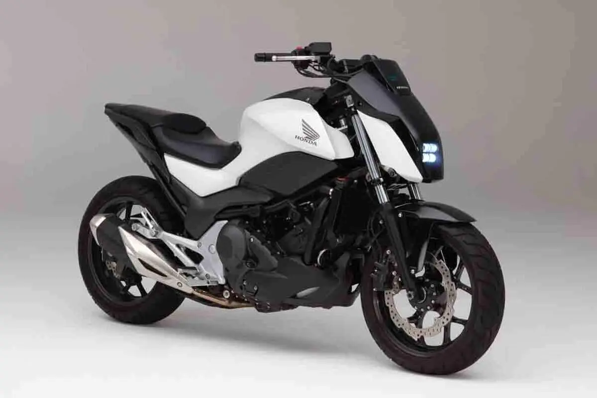 قابلیت های باورنکردنی موتور سیکلت جدید هوندا+ فیلم