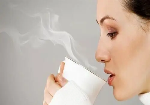 ۵ نوشیدنی گرم و اصیل ایرانی برای پاییز

