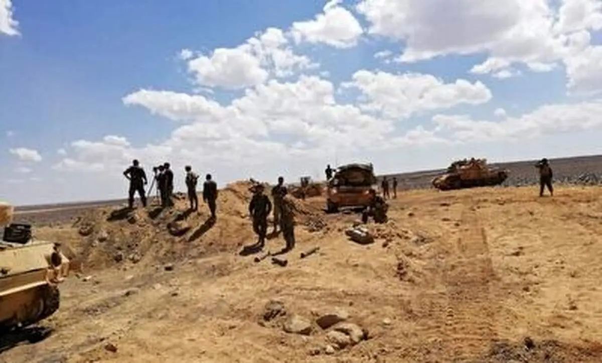 انفجار مرگبار خودروی بمب گذای شده داعش میان نیروهای طالبان + فیلم