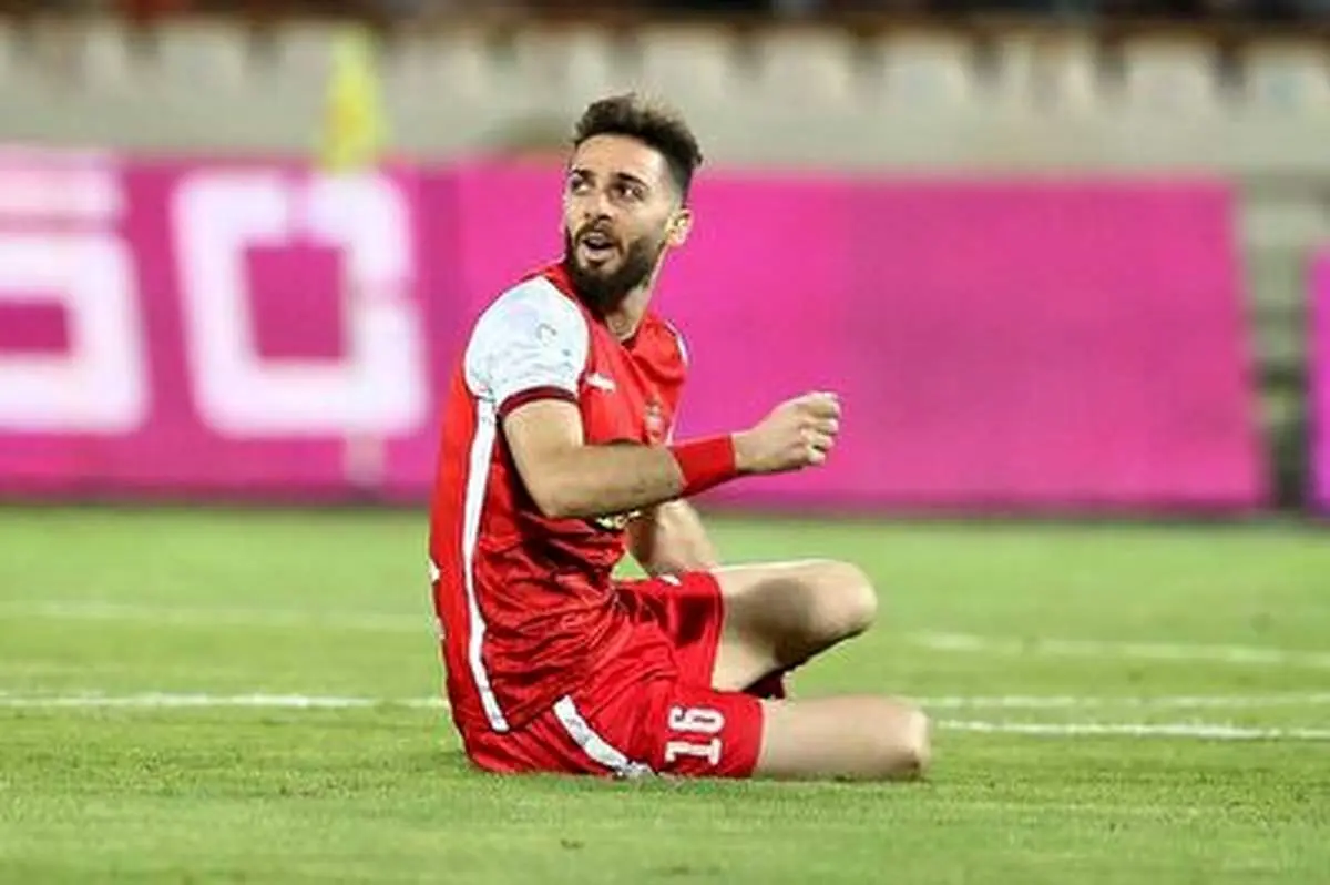 بازداشت مهاجم پرسپولیس به خاطر درگیری با جیمی جامپ!+ فیلم